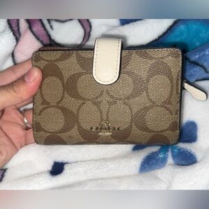 Coach corner zip up wallet women brown and white